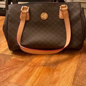 Rioni handbag